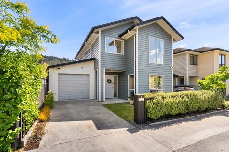 Photo of property in 1 Chalfont Road, Silverstream, Upper Hutt, 5019