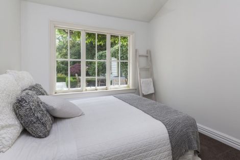 Photo of property in 137 Springfield Road, St Albans, Christchurch, 8014