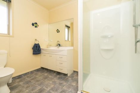 Photo of property in 24 Gardenia Close, Melville, Hamilton, 3206