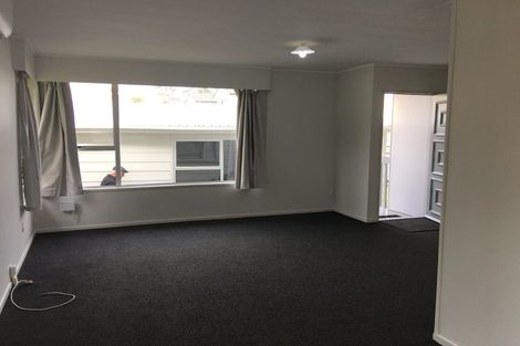Photo of property in 58 Chilcott Road, Henderson, Auckland, 0612