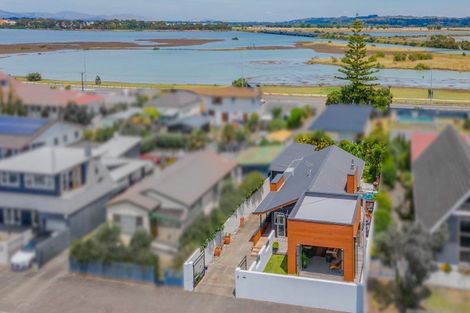 Photo of property in 108 Charles Street, Westshore, Napier, 4110