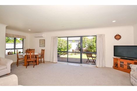 Photo of property in 1a Oakridge Drive, Kerikeri, 0230