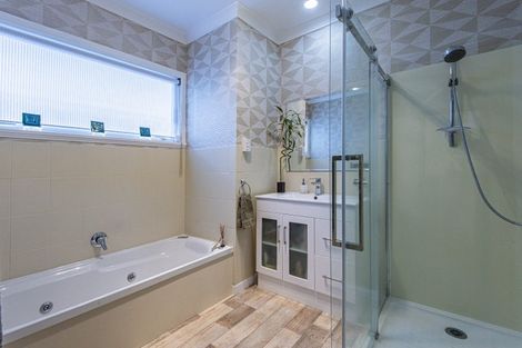 Photo of property in 32 Tuhangi Street, Te Kamo, Whangarei, 0112