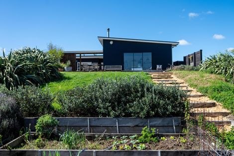 Photo of property in 1470 Oneriri Road, Kaiwaka, 0573