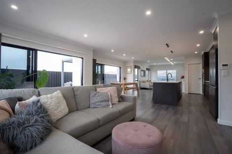 Photo of property in 15 Arihi Crescent, Frimley, Hastings, 4120