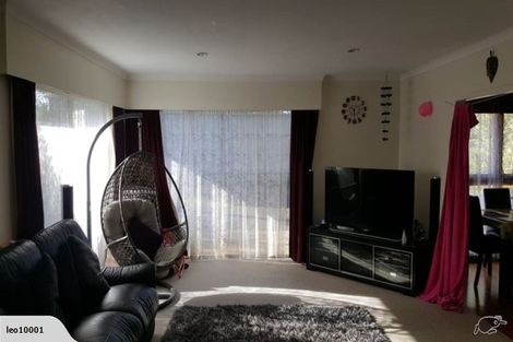 Photo of property in 212 Forrest Hill Road, Forrest Hill, Auckland, 0620