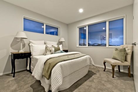 Photo of property in 113 Godfrey Drive, Orewa, 0931