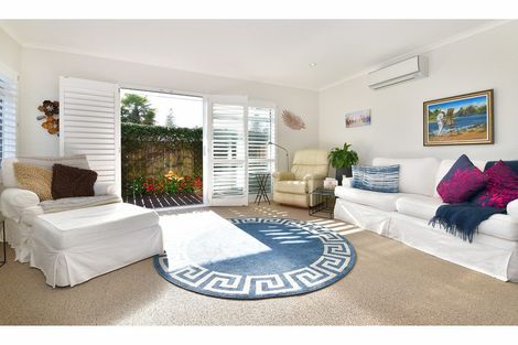 Photo of property in 31 Elizabeth Street, Orewa, 0931