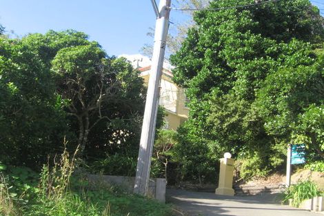 Photo of property in 13 Pitoitoi Road, Days Bay, Lower Hutt, 5013