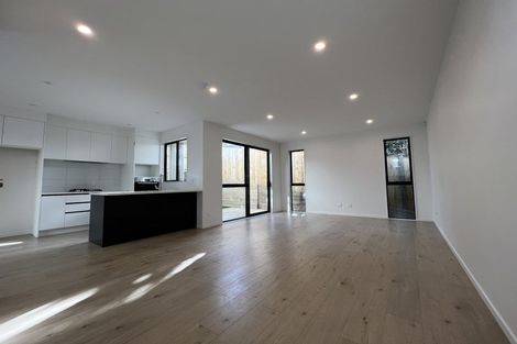 Photo of property in 6/26 Long Bay Drive, Torbay, Auckland, 0630