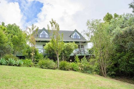 Photo of property in 251 Sunset Road, Sunnynook, Auckland, 0632