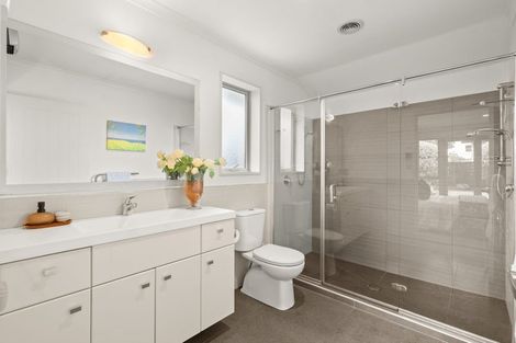 Photo of property in 15 Westpark Drive, Burnside, Christchurch, 8053