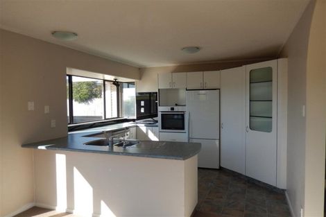 Photo of property in 6a Ropiha Street, Fitzroy, New Plymouth, 4312