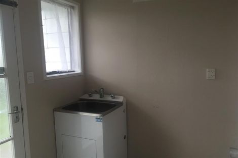 Photo of property in 13 Kern Place, Manurewa, Auckland, 2102