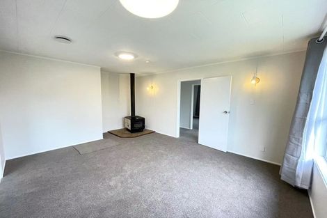 Photo of property in 4 Mandarin Place, Half Moon Bay, Auckland, 2012