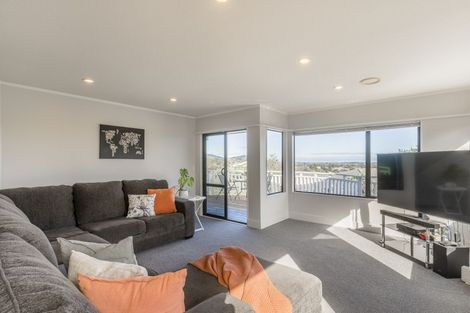 Photo of property in 11 Kea Street, Waikanae, 5036