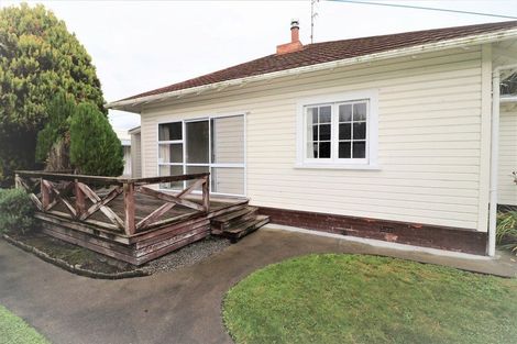 Photo of property in 2 Riverbank Road, Okoia, Whanganui, 4573