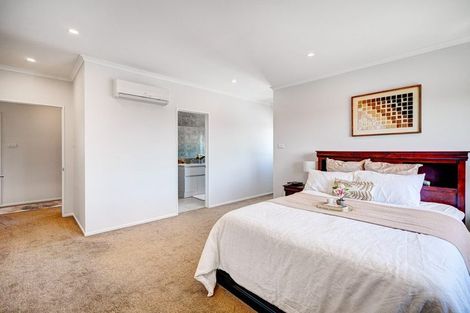 Photo of property in 31 Shibata Rise, Ranui, Auckland, 0612