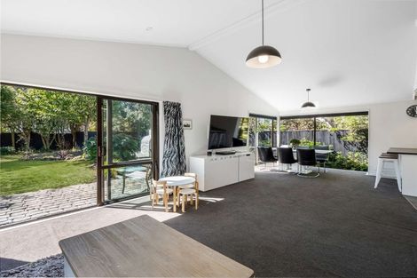 Photo of property in 9 Ludlow Place, Parklands, Christchurch, 8083