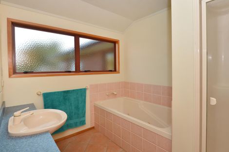 Photo of property in 19 Turiapua Lane, Parua Bay, Whangarei, 0174