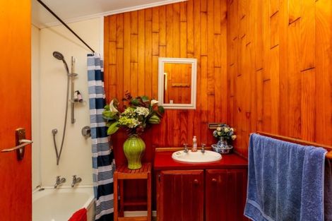 Photo of property in 185 Tasman Street, Opunake, 4616