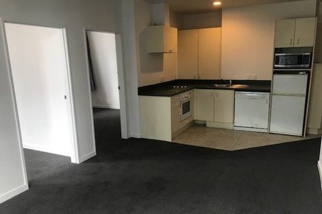 Photo of property in Terrace Tower Apartments, 7b/126 The Terrace, Wellington Central, Wellington, 6011