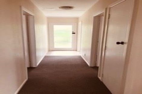 Photo of property in 1/2 Esperanto Road, Papatoetoe, Auckland, 2025