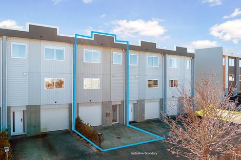 Photo of property in 81 Bordeaux Parade, Te Atatu South, Auckland, 0610