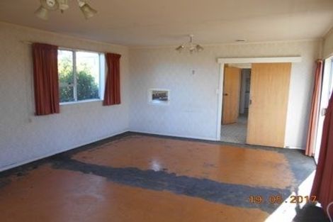 Photo of property in 202 Miromiro Road, Normandale, Lower Hutt, 5010