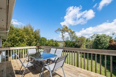 Photo of property in 9 Boler Place, New Lynn, Auckland, 0600