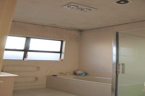 Photo of property in 2/16 Philip Street, Papatoetoe, Auckland, 2025