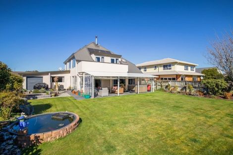 Photo of property in 7 Goodall Place, Redwood, Christchurch, 8051