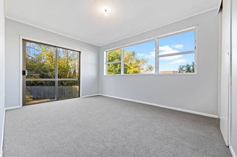 Photo of property in 13 Beachman Grove, Hilltop, Taupo, 3330