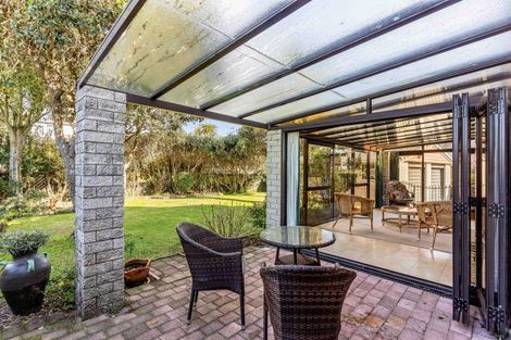 Photo of property in 17 Sunbrae Grove, Mount Maunganui, 3116