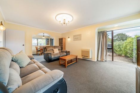 Photo of property in 1/63 Fraser Crescent, Elderslea, Upper Hutt, 5018