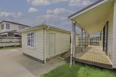 Photo of property in 22 Elizabeth Avenue, Papatoetoe, Auckland, 2025