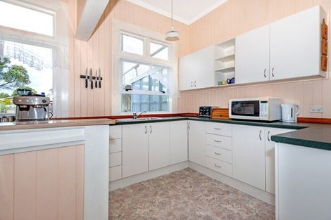 Photo of property in 4 Banks Street, Tolaga Bay, 4077