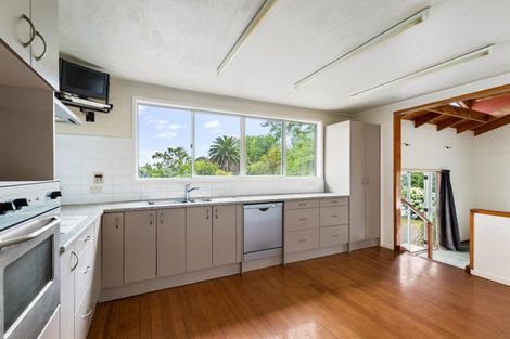 Photo of property in 3265 South Head Road, South Head, Helensville, 0874