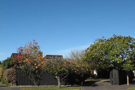 Photo of property in 16 Saint Winifreds Place, Bryndwr, Christchurch, 8052