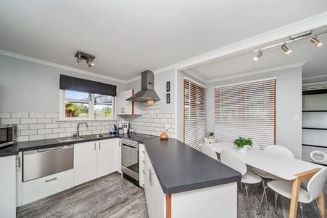 Photo of property in 65 Waimea Street, Westown, New Plymouth, 4310