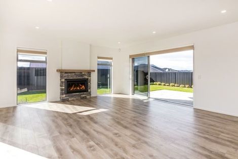 Photo of property in 33 Marabou Crescent, Nukuhau, Taupo, 3330