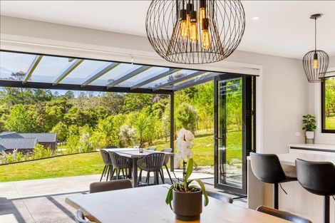 Photo of property in 224 Birdwood Road, Massey, Auckland, 0614