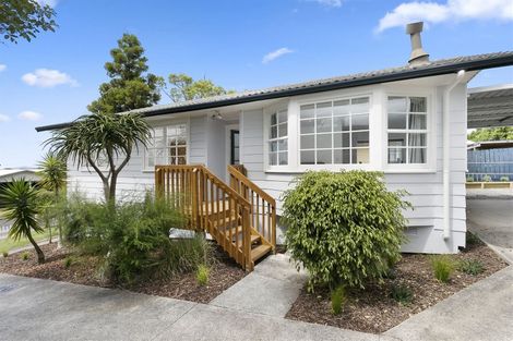 Photo of property in 8 Illana Place, Ranui, Auckland, 0612