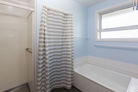 Photo of property in 2/185 Queenspark Drive, Parklands, Christchurch, 8083