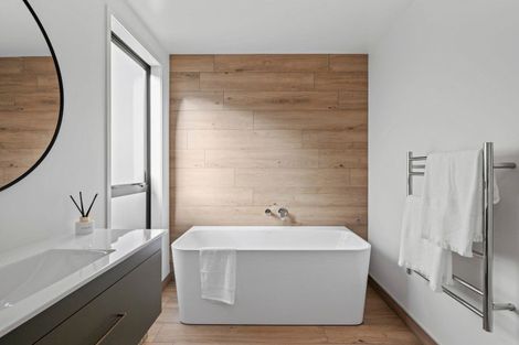 Photo of property in 42 Opouatu Avenue, Glenbrook, 2681