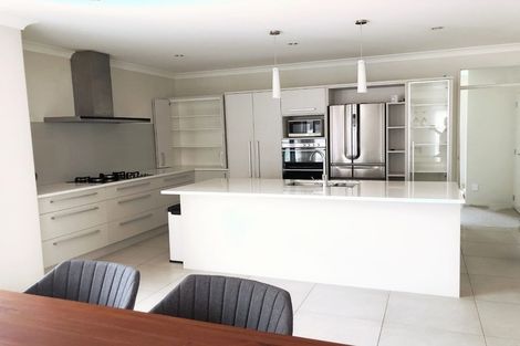 Photo of property in 32 Wawatai Drive, Karaka, Papakura, 2113