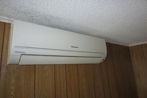 Photo of property in 74 Heath Street, St Andrews, Hamilton, 3200