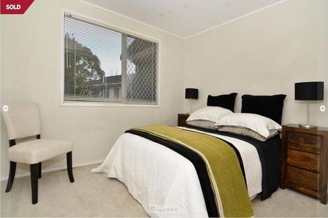 Photo of property in 17 Peterhouse Place, West Harbour, Auckland, 0618