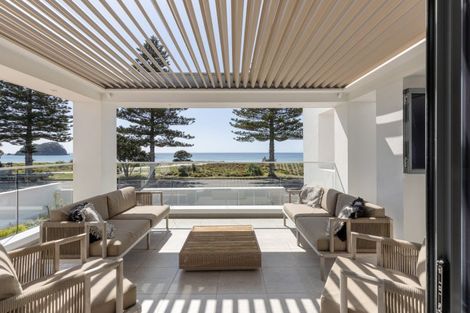 Photo of property in 94 Marine Parade, Mount Maunganui, 3116