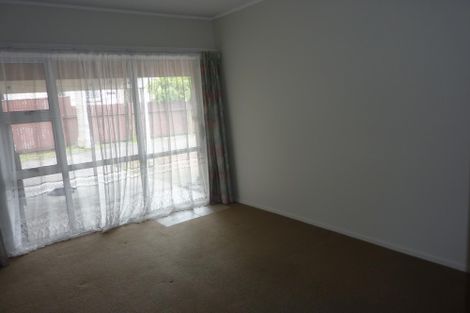 Photo of property in 2/15 Wentworth Avenue, Papatoetoe, Auckland, 2025